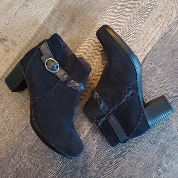 clarks blue ankle boots